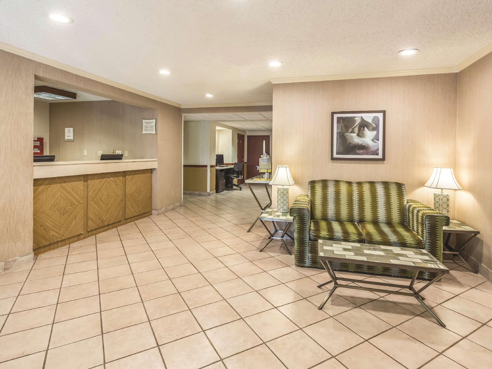 La Quinta Inn & Suites By Wyndham Jacksonville Mandarin Esterno foto