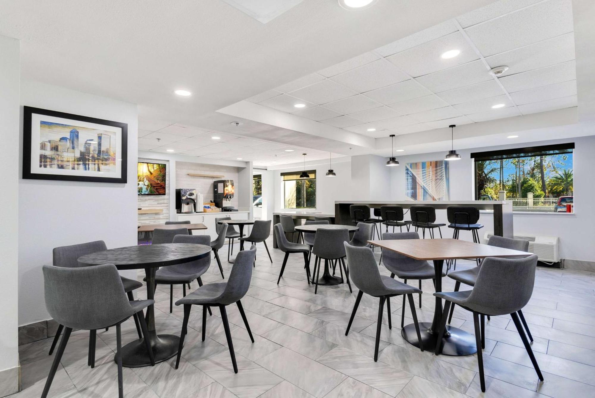 La Quinta Inn & Suites By Wyndham Jacksonville Mandarin Esterno foto