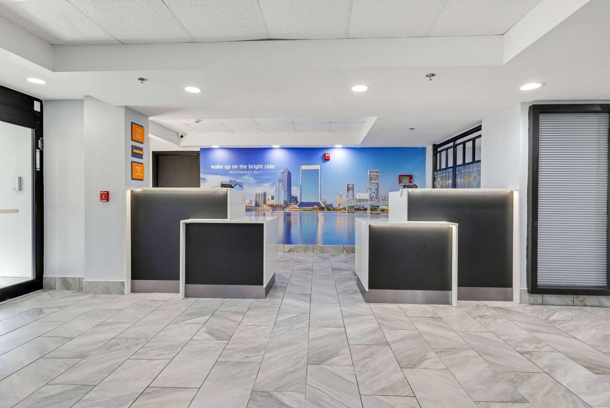 La Quinta Inn & Suites By Wyndham Jacksonville Mandarin Esterno foto