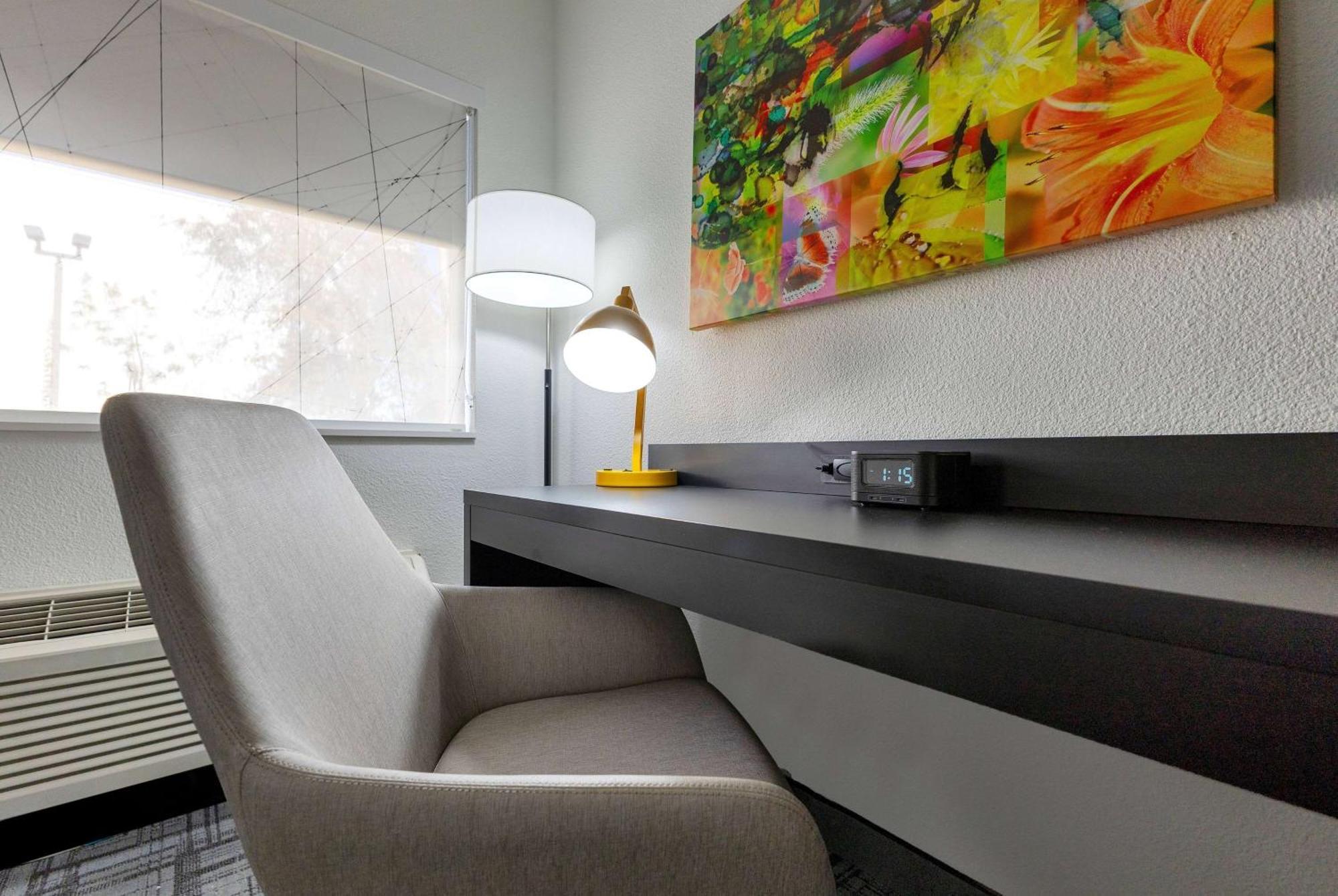 La Quinta Inn & Suites By Wyndham Jacksonville Mandarin Esterno foto